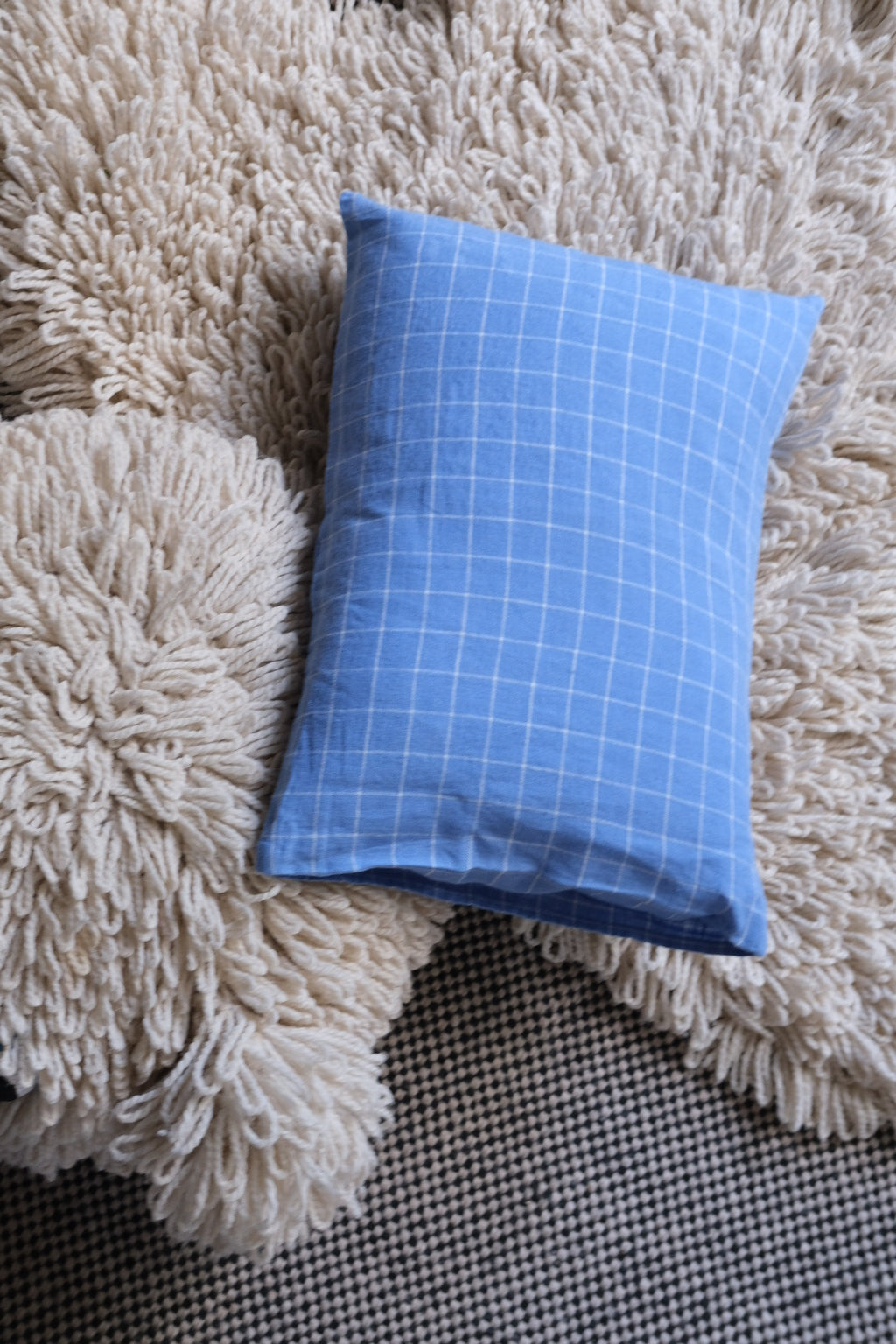 Pudevår • Hør • 30x40 cm • Lyseblå Tern