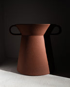 Marie-Ann 03 vase i lys og skygge