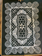 Dækkeserviet • Kniplet • Sommerfugl • Creme