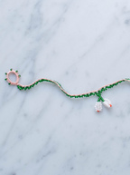 Armbånd • Kniplet • Grøn med hvid blomst