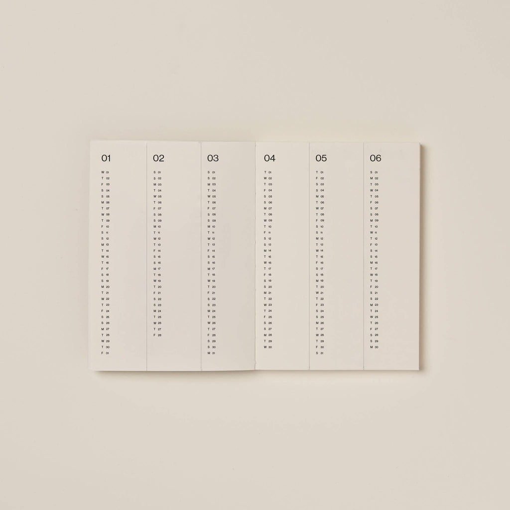 Årskalender • Claret • 2026 • DORA