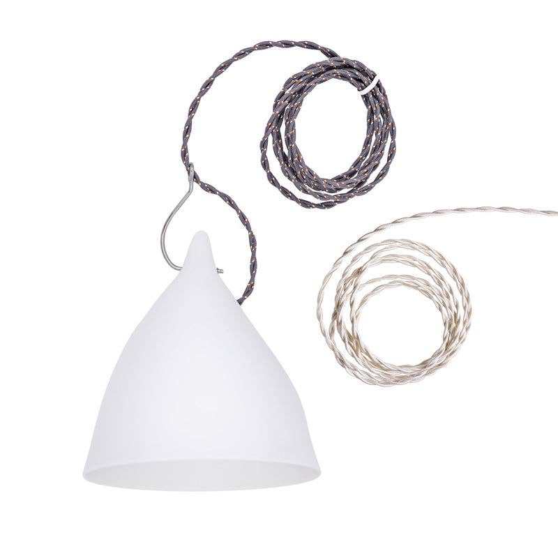 Cornette pendel i blankt transparent hvidt porcelæn