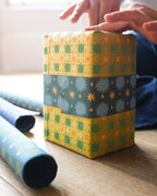 Gavepapir • Gule Stjerner • 3 Ark • Sendes Ikke