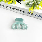 DORA light blue medium hair clip, hairklemme style with a sleek, smooth design, suitable for securing medium-length hair.