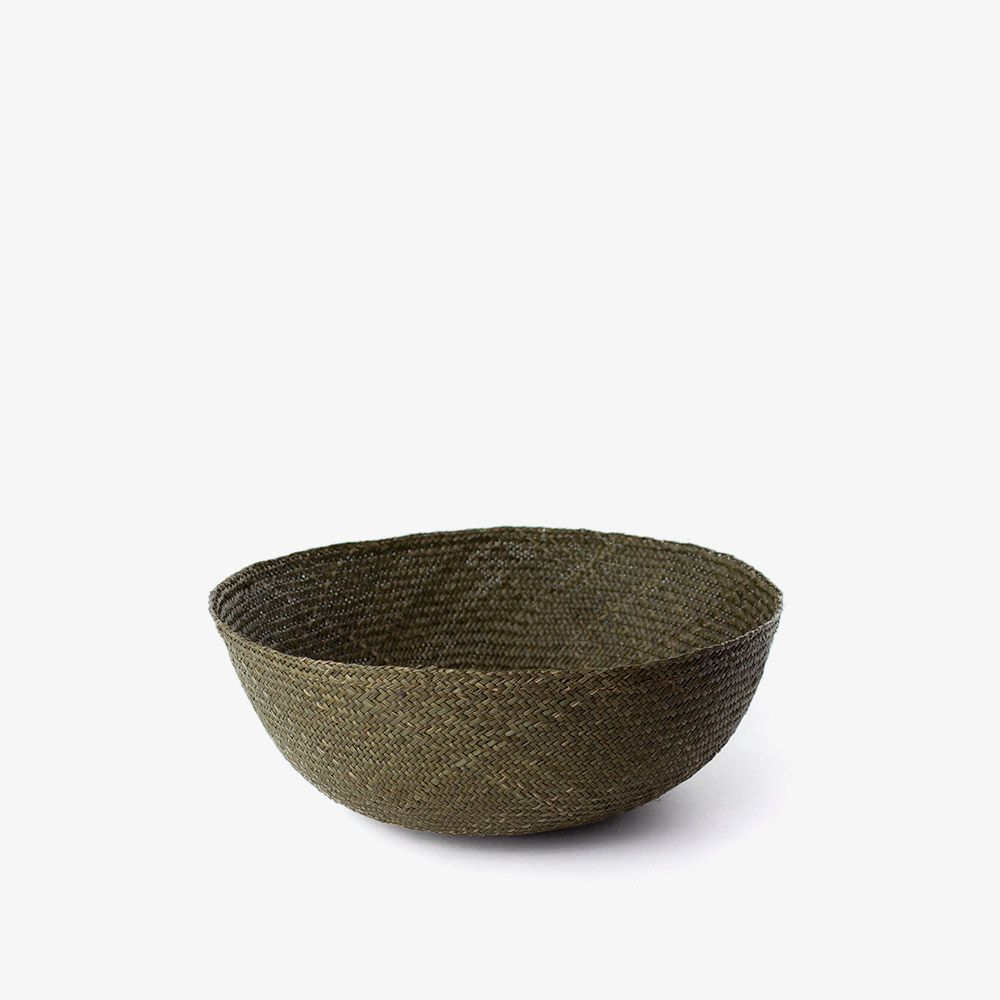 Håndflettet skål i Iraca-palmeblade • Khaki • Mellem