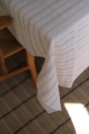 Hørdug • 140 x 250 cm • Broderie Taupe • Linge Particulier - DORA