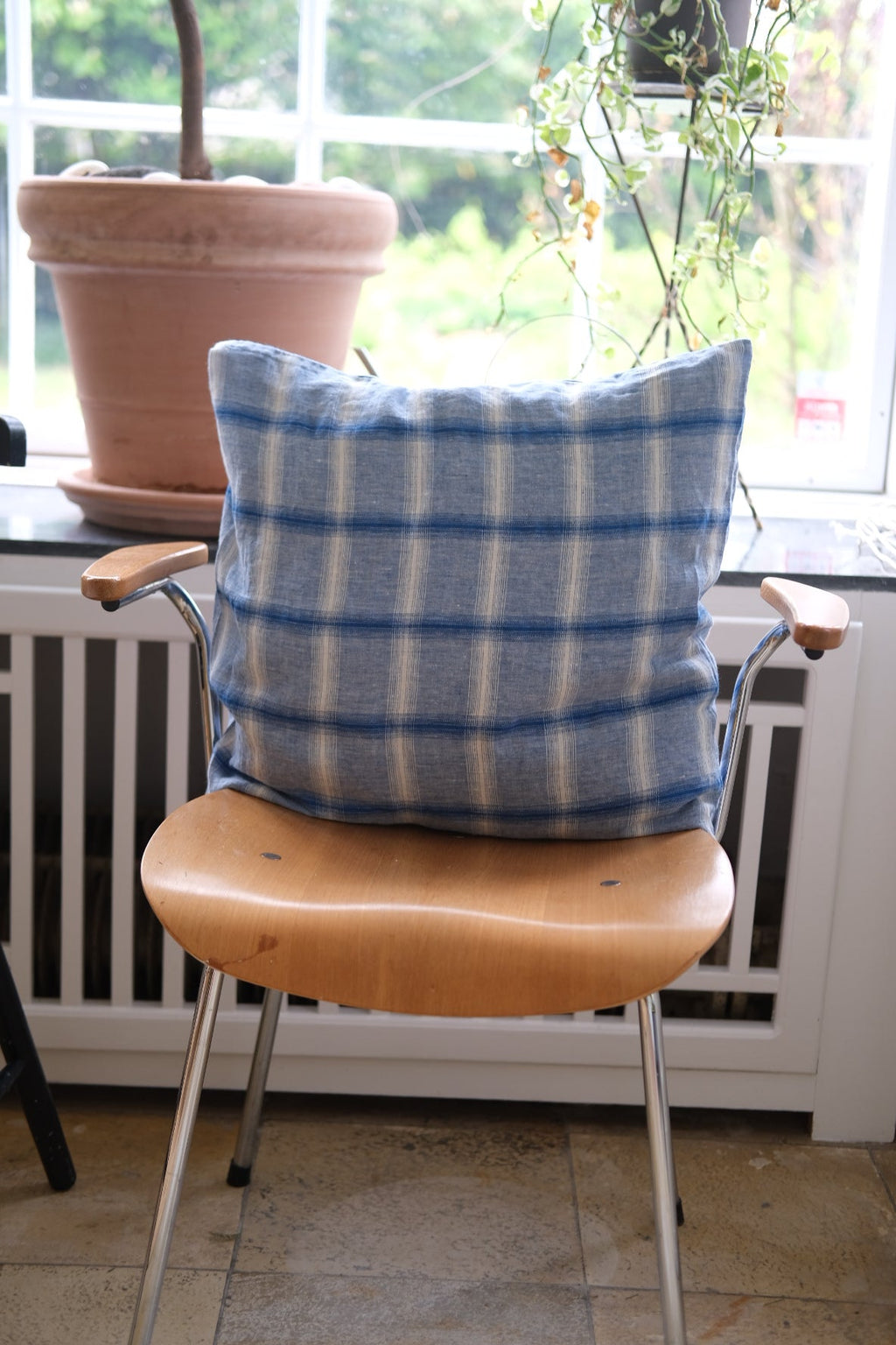 Pudevår • Hør • Mellem • Carreaux Bleus á Bordures • Blå tern med kant - DORA