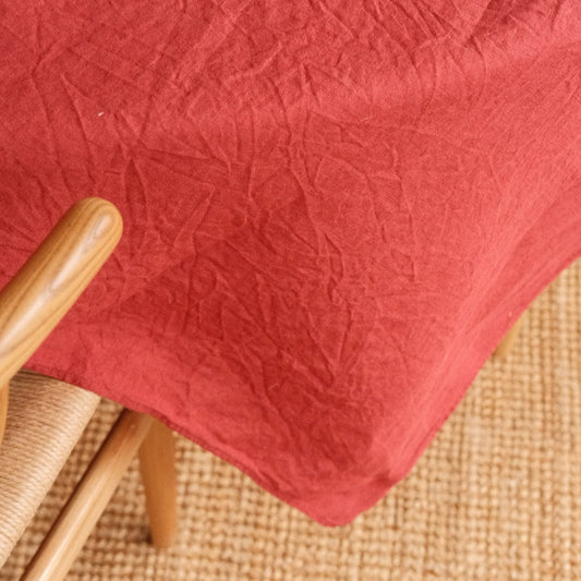 Table cloth • Linen • 160 x 300 cm • Red