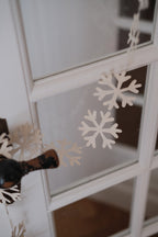 Garland • Snowflakes • White