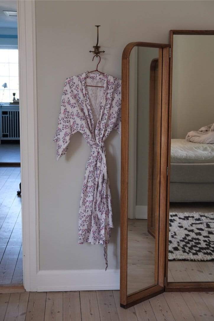 Linge Particulier Loungewear Kimono • M • Sakura Blomster